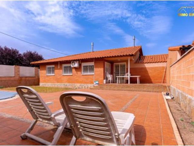 Chalet Venta Chiloeches, Albolleque