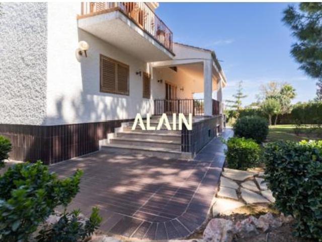 Chalet Venta Chiva, Chiva