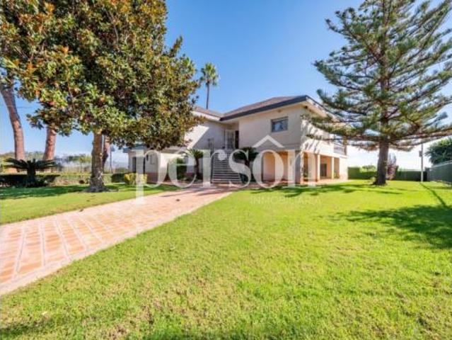 Chalet Venta Chiva, Chiva