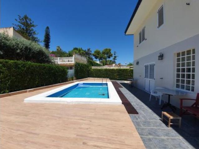 Chalet Venta Chiva, Chiva