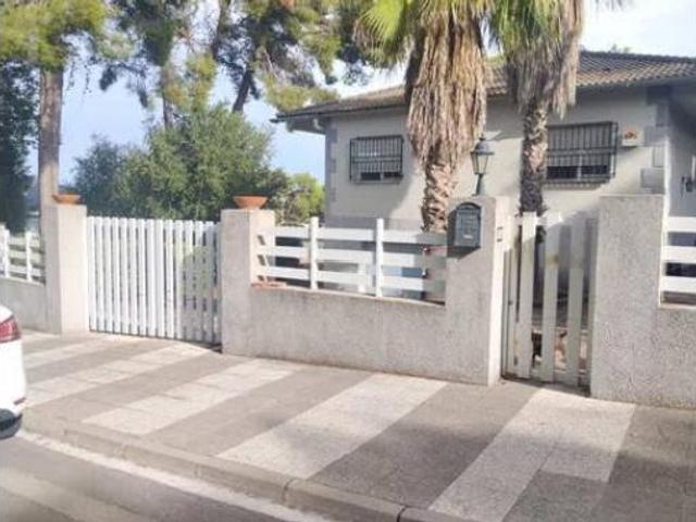 Chalet Venta Chiva, Chiva