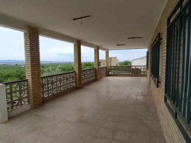Chalet Venta Chiva, Chiva