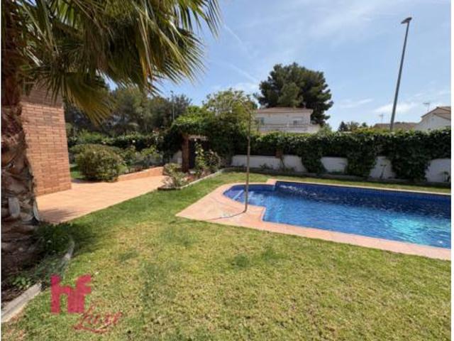 Chalet Venta Cubelles, Parc de Cubelles La Solana