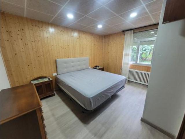 Chalet Venta A Estrada, Ancorados