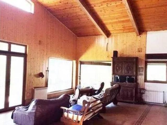 Chalet Venta A Peroxa, A Peroxa