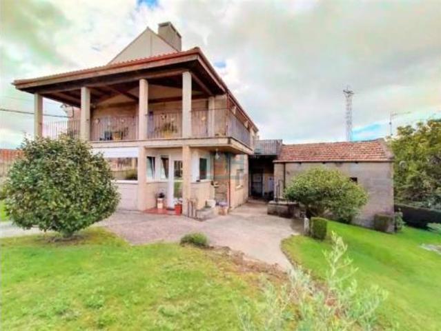 Chalet Venta Amoeiro, Amoeiro