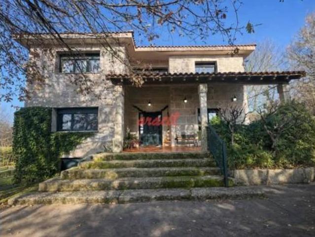 Chalet Venta Amoeiro, Amoeiro