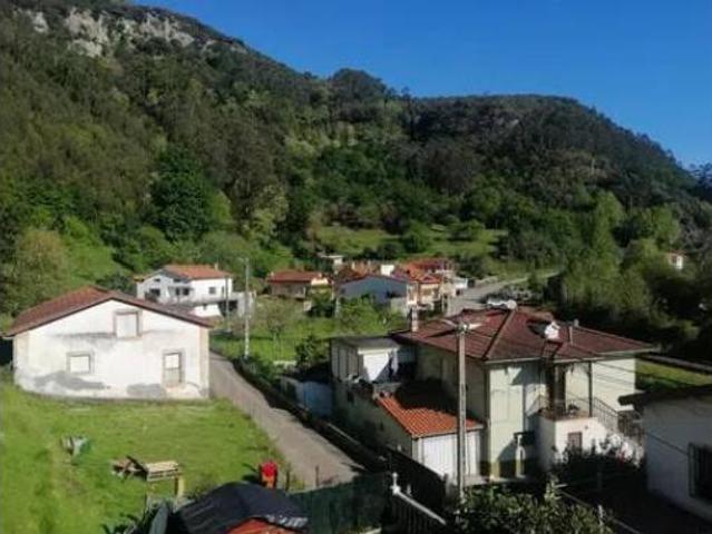 Chalet Venta Ampuero, Ampuero