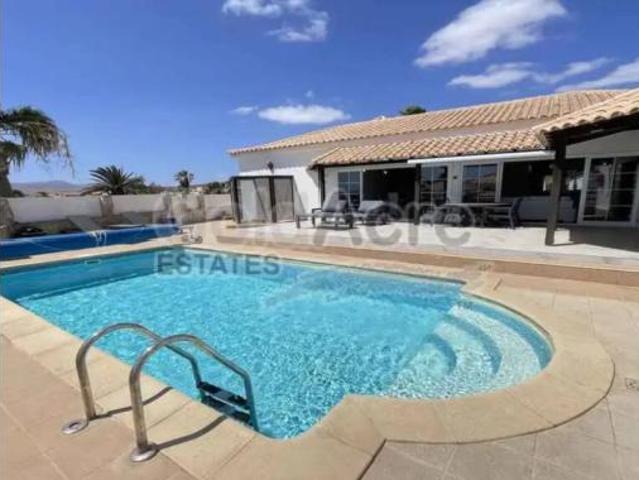 Chalet Venta Antigua, Antigua