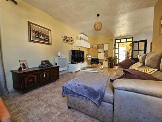 Chalet Venta Águilas, Calabardina