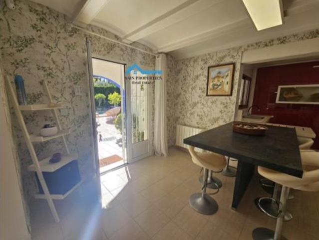Chalet Venta Altea, Mascarat