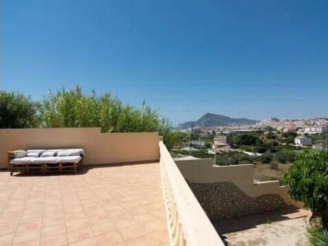 Chalet Venta Altea, Mascarat