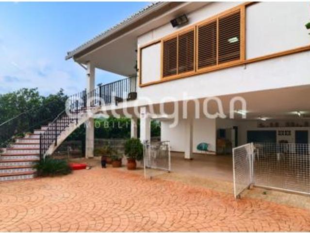 Chalet Venta Alzira, Zona Industrial Zona de l'Estació La Garrofera