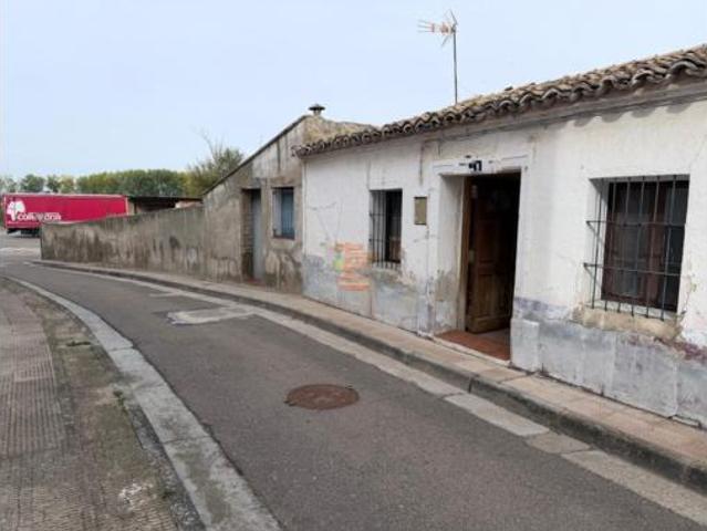 Chalet Venta Alagón, Alagón