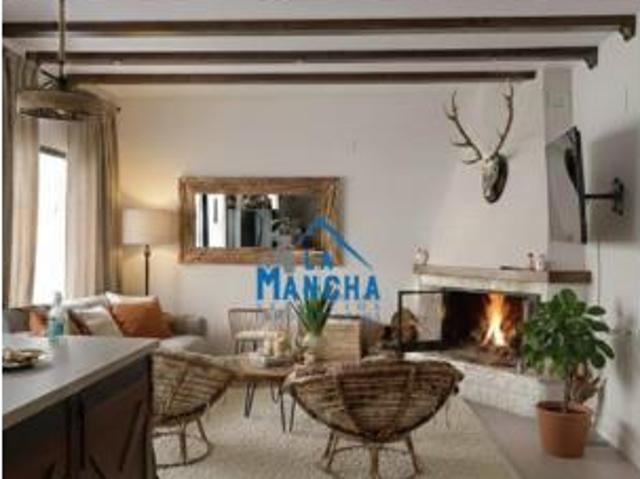 Chalet Venta Albacete Capital, Sepulcro Bolera Universidad Hermanos Falcó