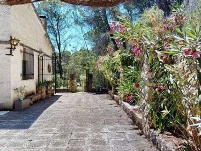 Chalet Venta Albalate de Zorita, Urbanización Nueva Sierra de Madrid