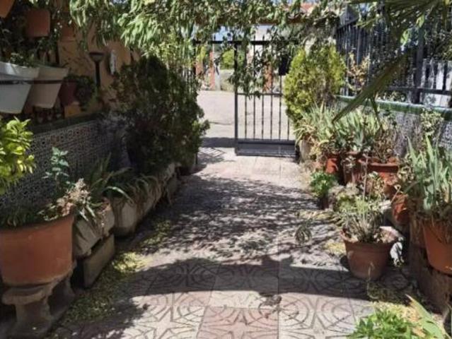 Chalet Venta Albares, Albares