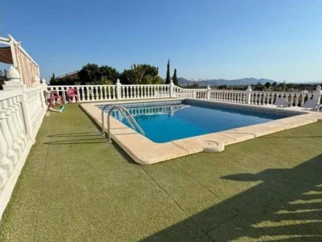 Chalet Venta Albatera, Albatera