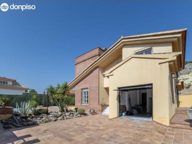 Chalet Venta Albolote, Albolote