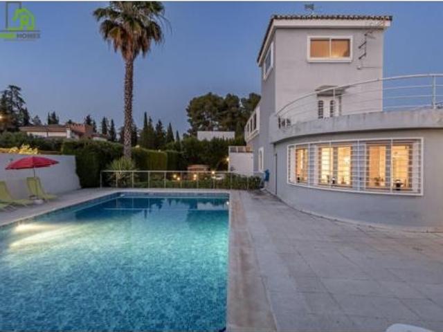Chalet Venta Albolote, Albolote