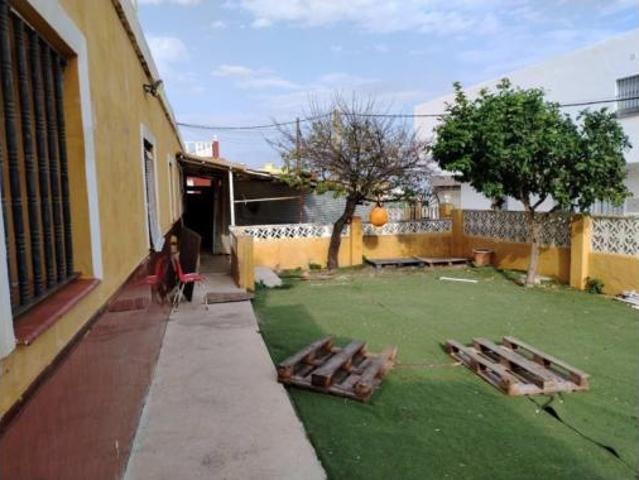 Chalet Venta Algeciras, Bajadilla