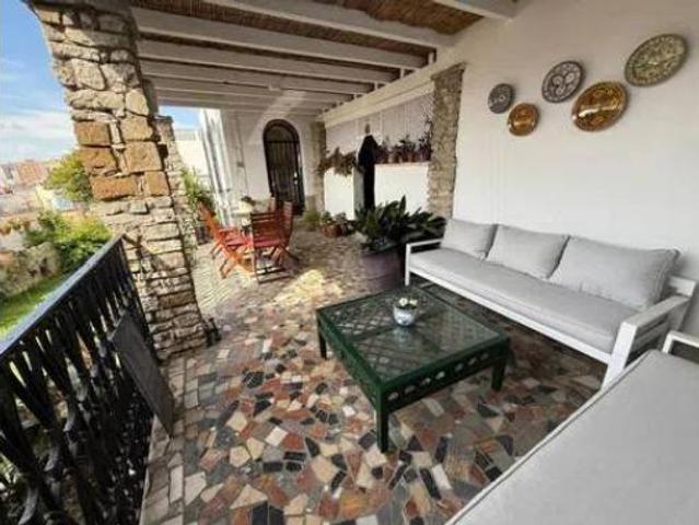Chalet Venta Algeciras, Centro