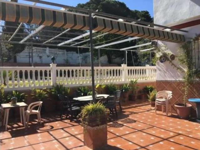 Chalet Venta Alhaurín de la Torre, Platero El Limón