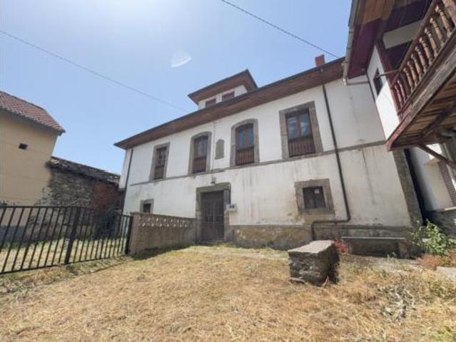 Chalet Venta Aller, Casomera