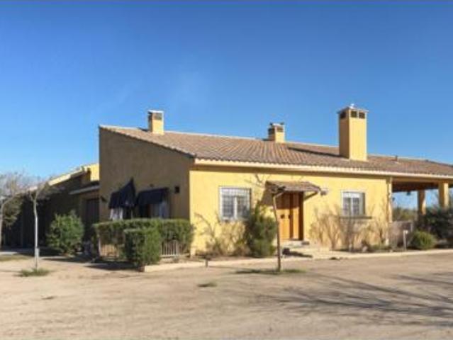 Chalet Venta Almansa, Almansa