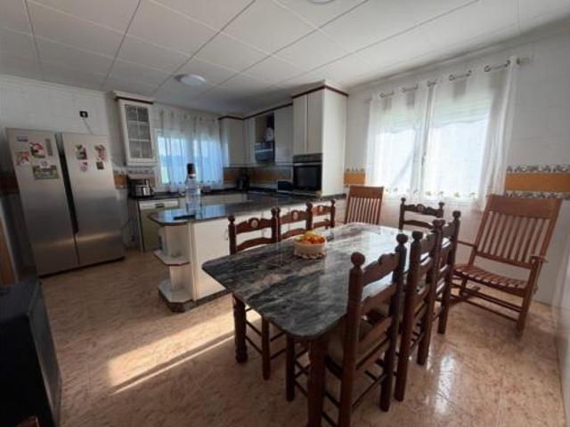 Chalet Venta Almansa, Almansa
