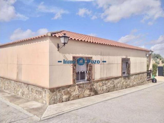 Chalet Venta Almendralejo, Almendralejo