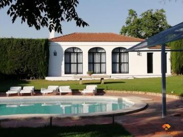 Chalet Venta Almendralejo, Almendralejo