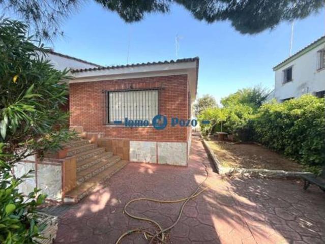 Chalet Venta Almendralejo, Almendralejo
