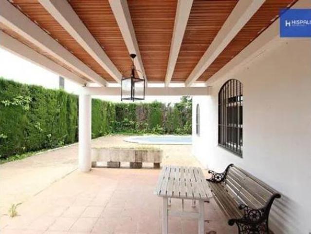 Chalet Venta Almensilla, Almensilla