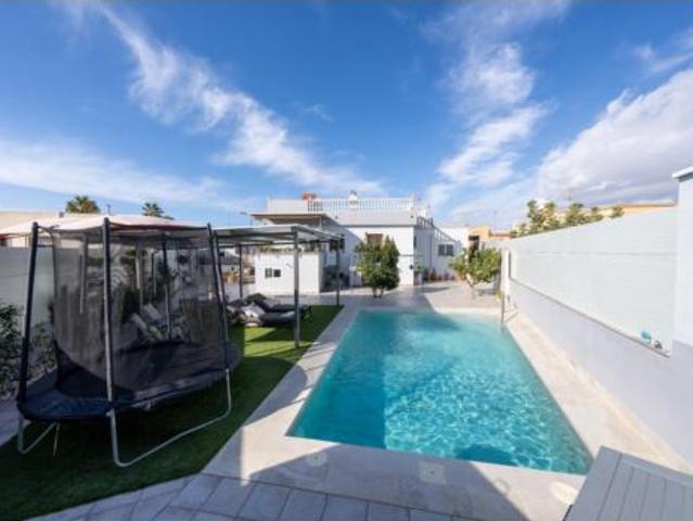 Chalet Venta Almería Capital, Retamar