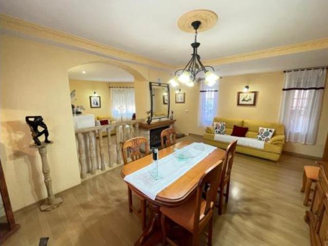 Chalet Venta Almería Capital, Retamar