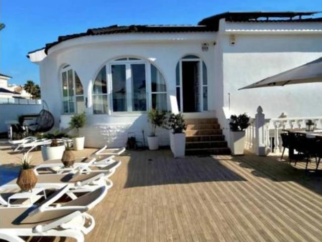 Chalet Venta Almoradí, Almoradí