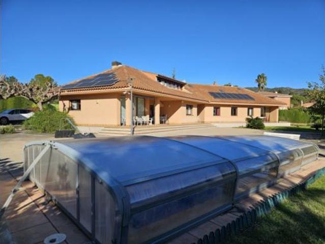Chalet Venta Almoster, Almoster