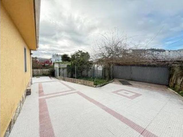 Chalet Venta Arteixo, A Baiuca