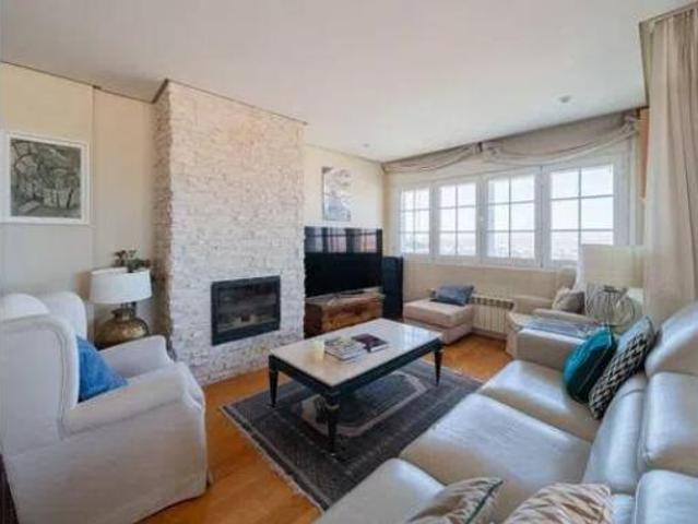 Chalet Venta Aranjuez, Centro