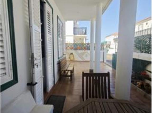 Chalet Venta Arico, Abades