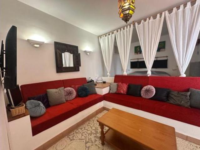 Chalet Venta Arico, Abades