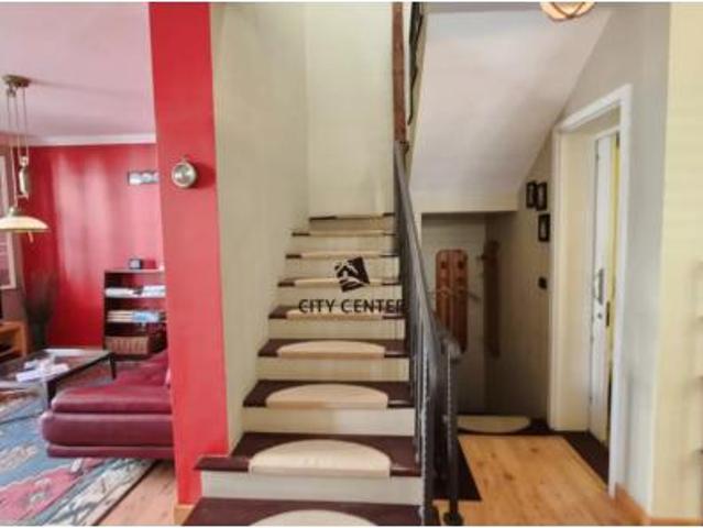 Chalet Venta Arico, Abades