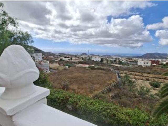 Chalet Venta Arona, Buzanada Valle de San Lorenzo Cabo Blanco