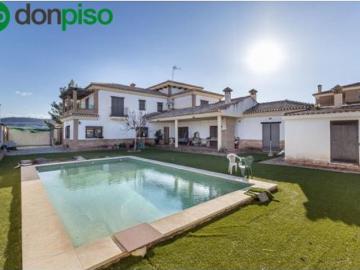 Chalet Venta Atarfe, Caparacena