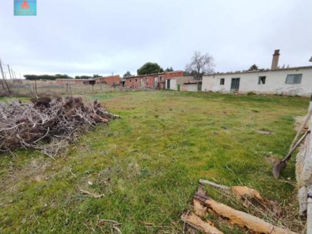Chalet Venta Ávila Capital, Cuatro Postes