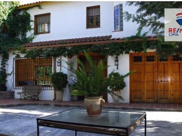 Chalet Venta Baza, Baza