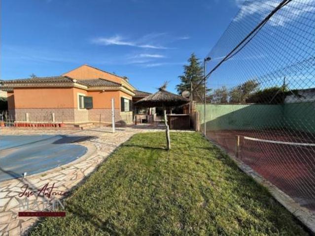 Chalet Venta Badajoz Capital, Los Montitos Carretera de Sevilla