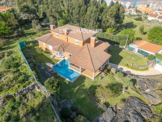 Chalet Venta Baiona, Baiona