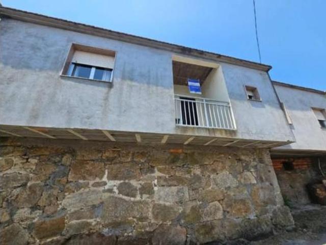 Chalet Venta Bande, Bande